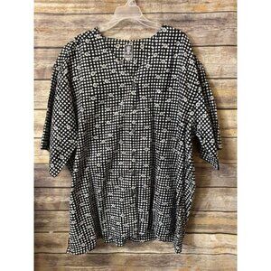 Vintage Futures Black & White Floral Print Top Size 2X Button Front‎ NWT